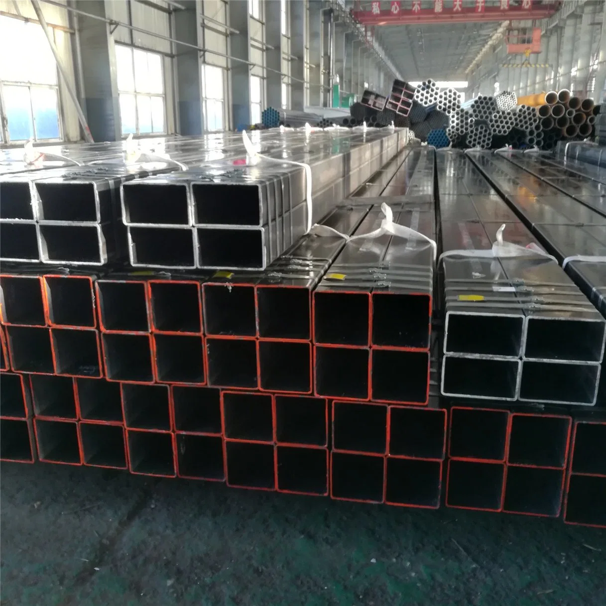 Thickness 0.8mm-12mm Square/Rectangular Steel Tube Carbon Steel Pipe