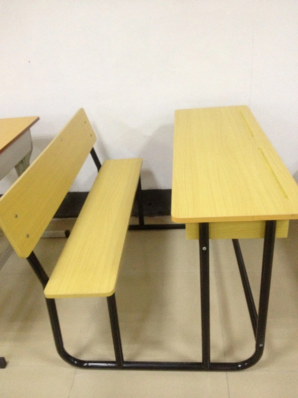 طاولة الطلاب المزدوجة في المدرسة ومقعد أثاث المدرسة الخشبية