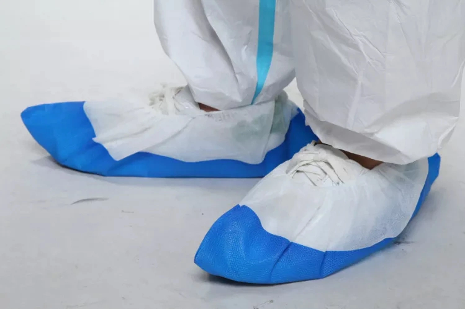 Factory Wholesale/Supplier Disposable Non Woven Shoe Cover for Food Industries/Hospitals