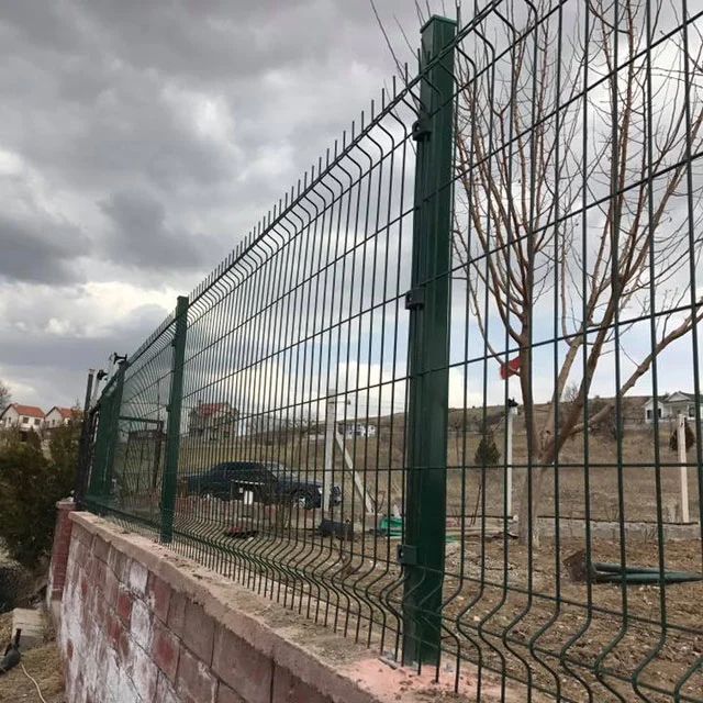 Color verde recubierto de PVC Mallas Soldadas se dobla el patio del Panel de valla de seguridad