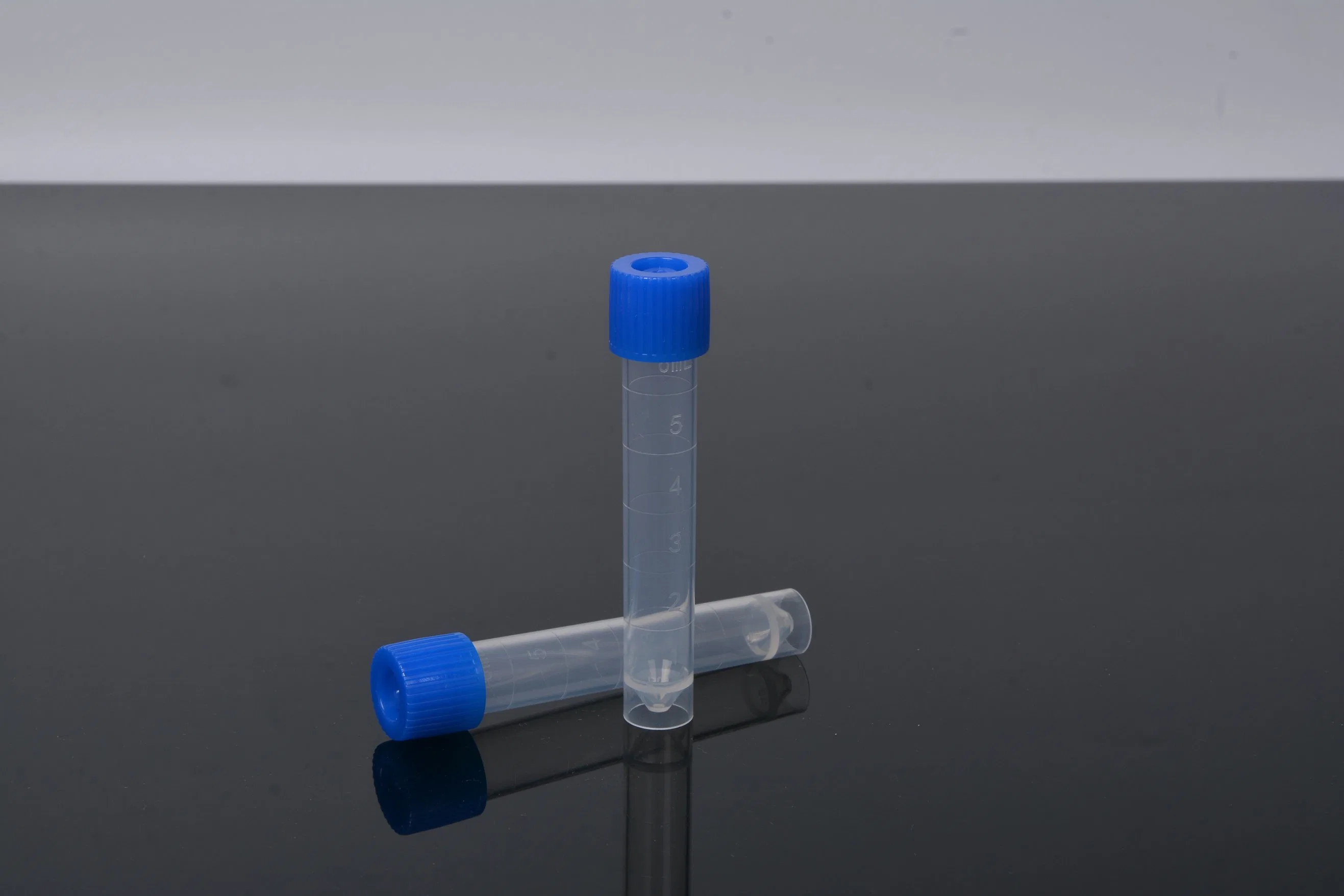 Taizhou Half Hard Plastic Gum Bottle Medical Cryovial Viral Sample Transport Vial