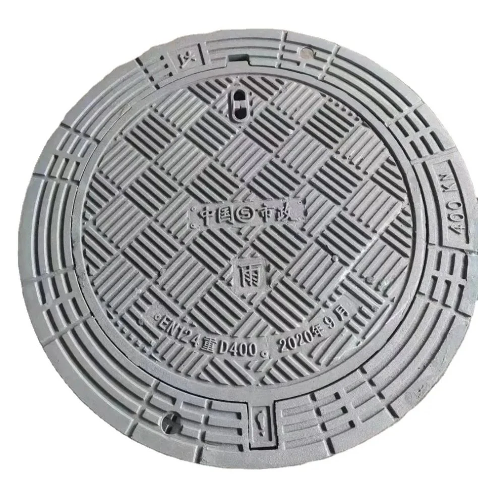 Usine Prix bon marché Manhole Cover haute qualité Sewer ventilation Rain Couvercle de trou de serrure rond carré personnalisé à l'eau fonte En124 couvercle de trou de homme A15 B125