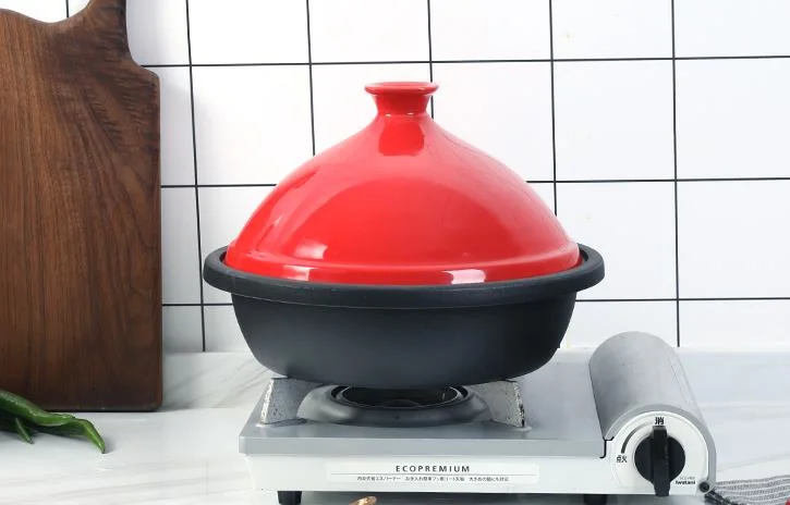 Une batterie de cuisine ensemble de l'émail de haute qualité en fonte poli couché Non Stick Cuisine Casseroles définit 30cm Pot de Taji émail