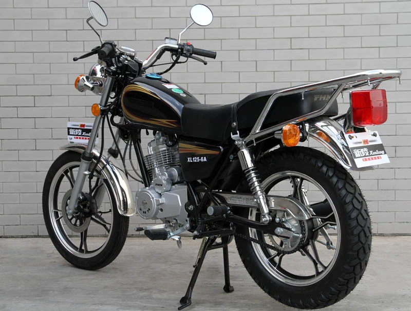 125cc Moto similaire avec SUZUKI GN125