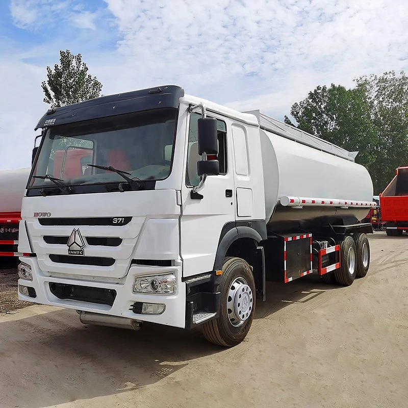 Hot Sale Sinotruk HOWO 10 Tyres 6*4 20000 Liters Tanker Truck Tanker