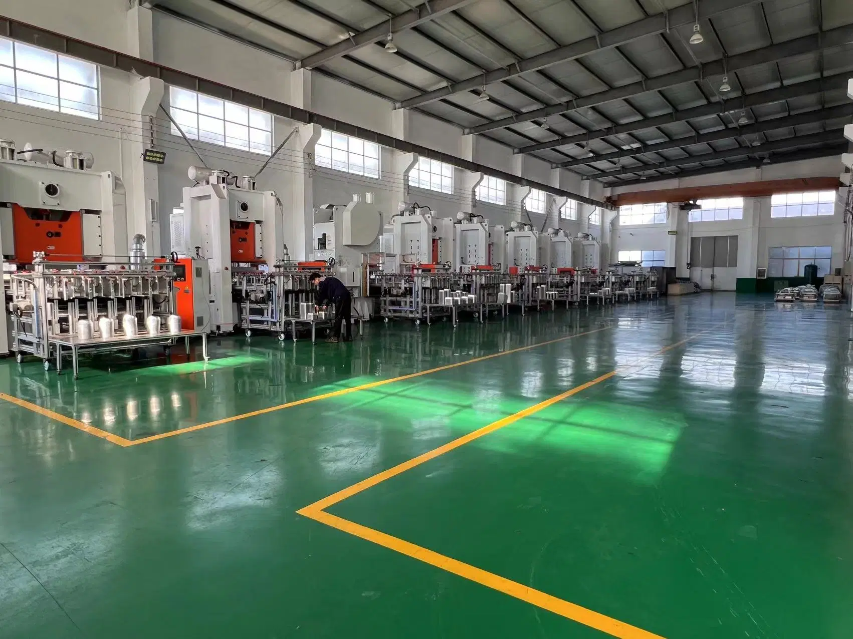 4 Cavities Full Automatic Aluminium Foil Container Production Line Lk-T80