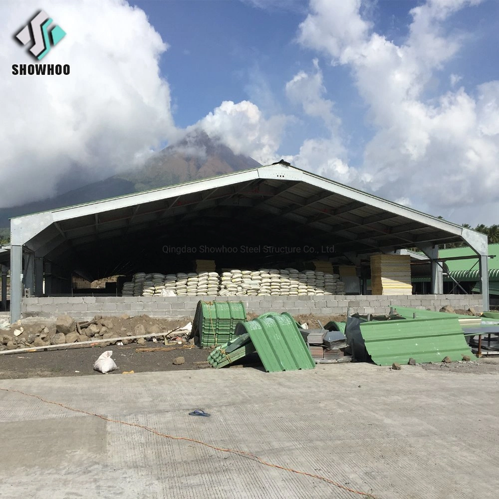 Automatic Precriated Steel Frame Building Modern Chicken Farm avícula House