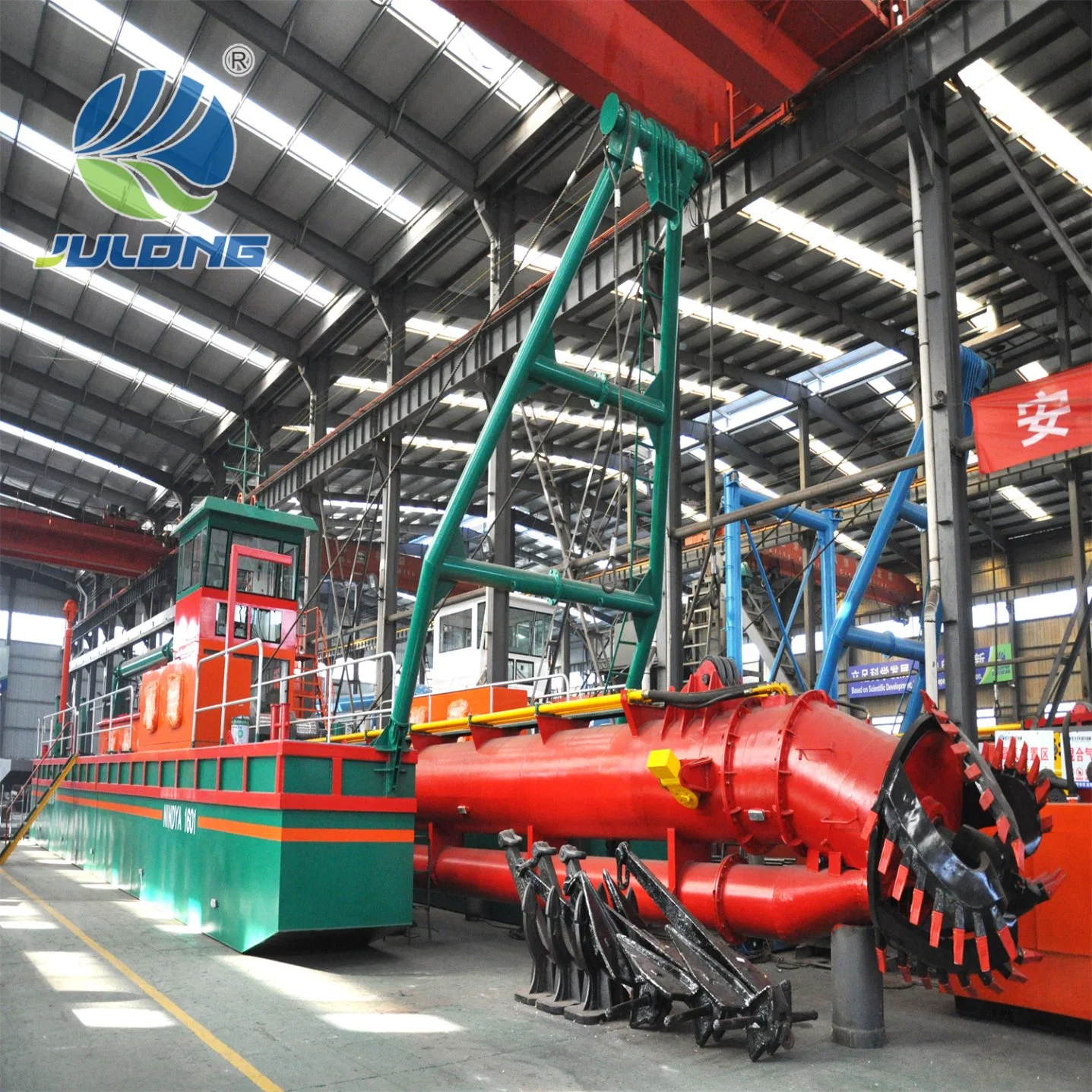 Hot Sell Sand Dredging Mining Equipment with Competitive Price