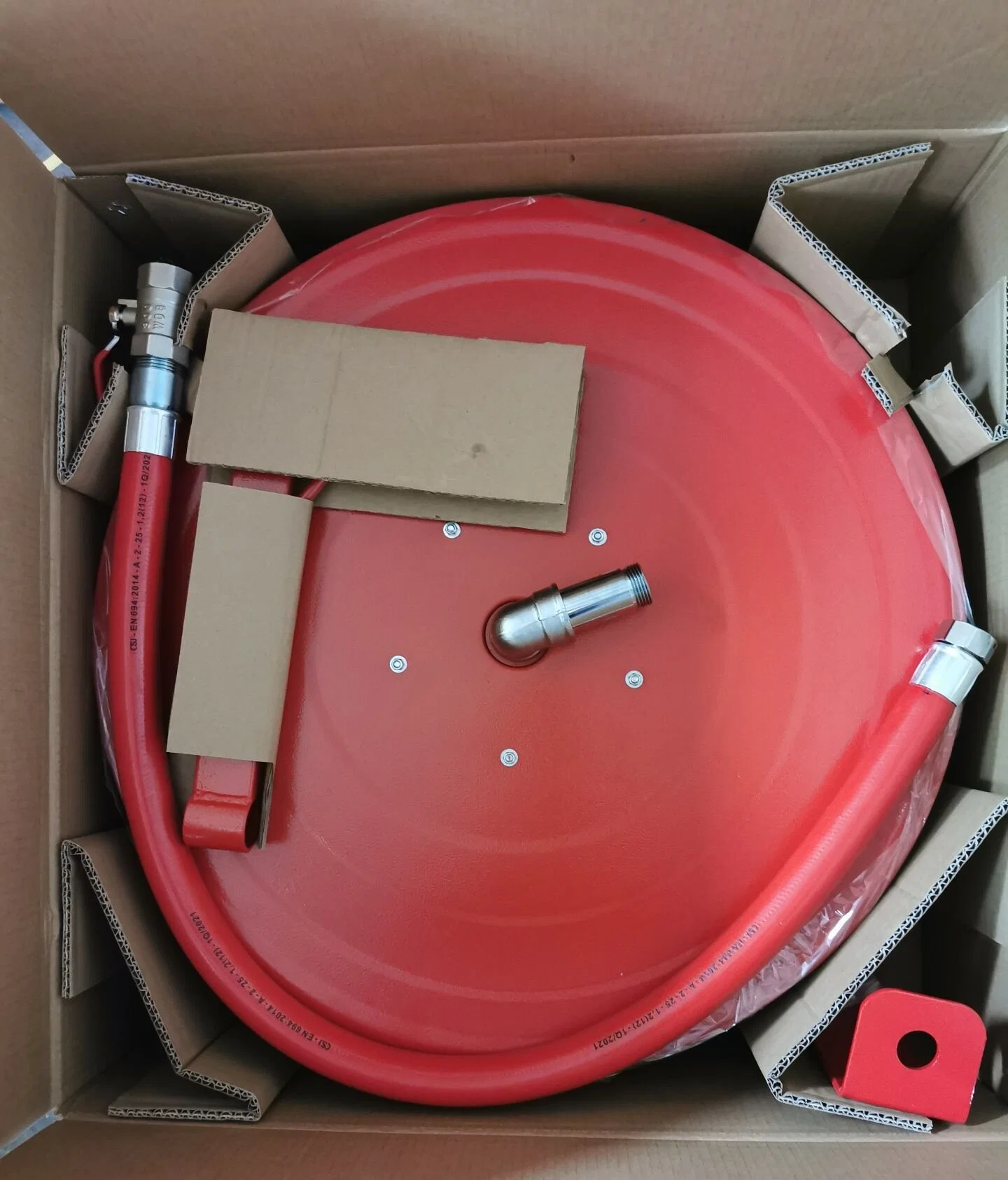 Made in China 25mm Fire Hose Reel with Nozzle