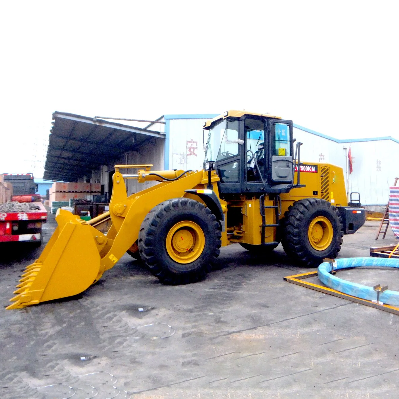 3cbm 5 Ton pequeño camión volquete cargadora de ruedas Lw500kn