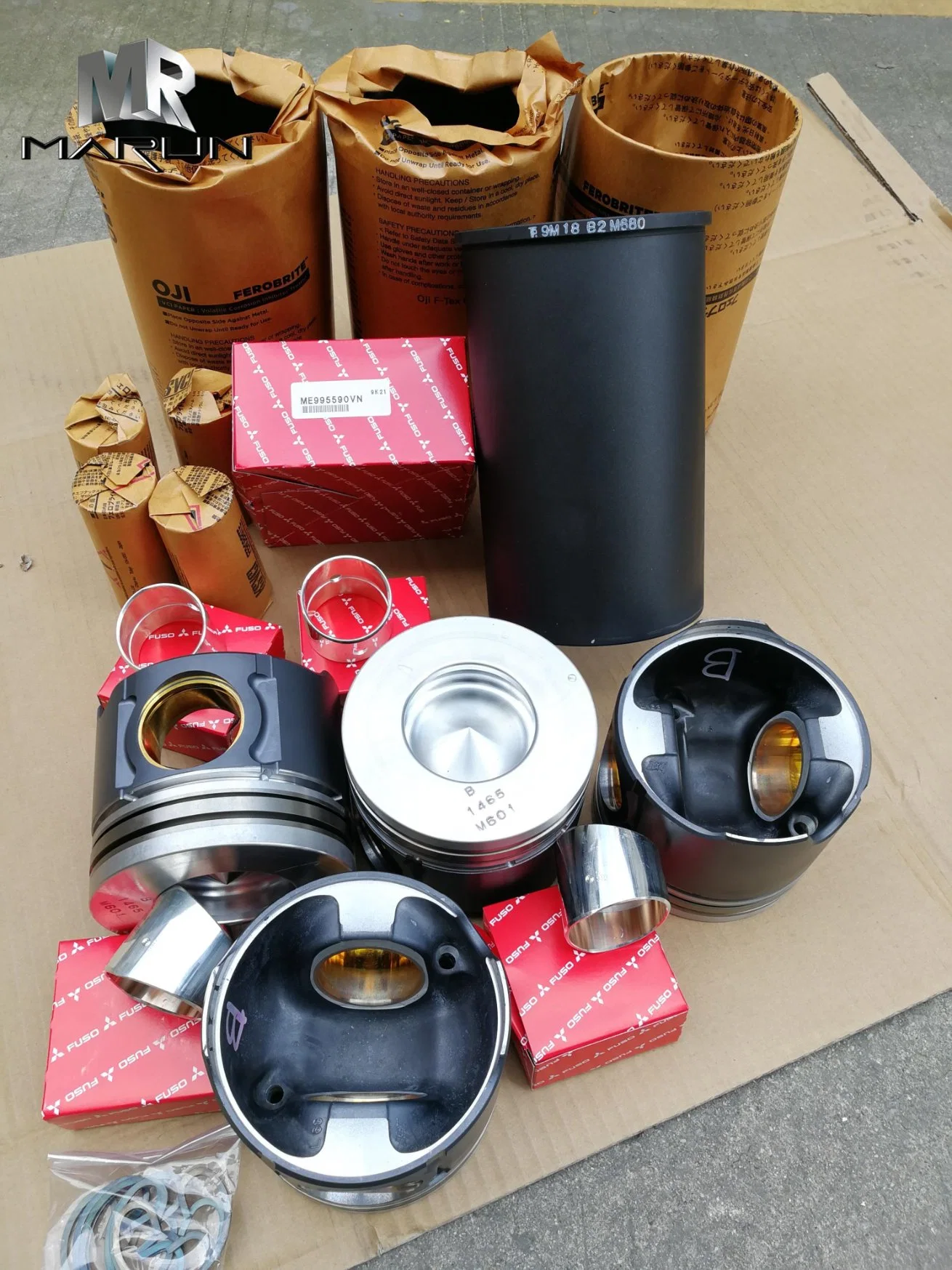 Piston Kit Cylinder Liner Kit Liner Set pour Mitsubishi 4m50