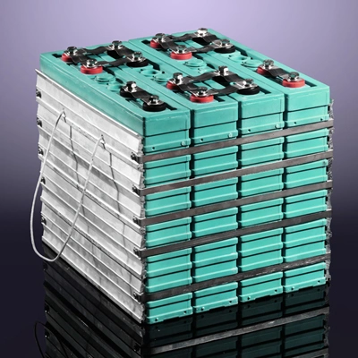 Modèle de grande puissance 3.2V400Ah Faire Pack de batterie 12V