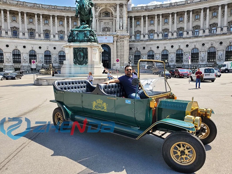 Battery Powered Tourist Sightseeing Antique Shuttle Electric Car