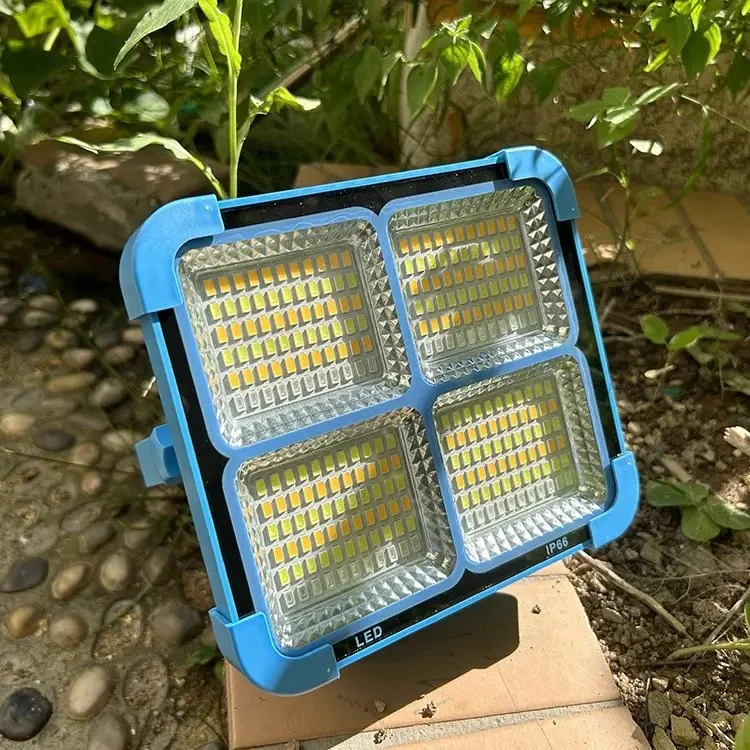 Exterior IP66 cargado de energía solar LED 50W luz portátil para el mercado de noche