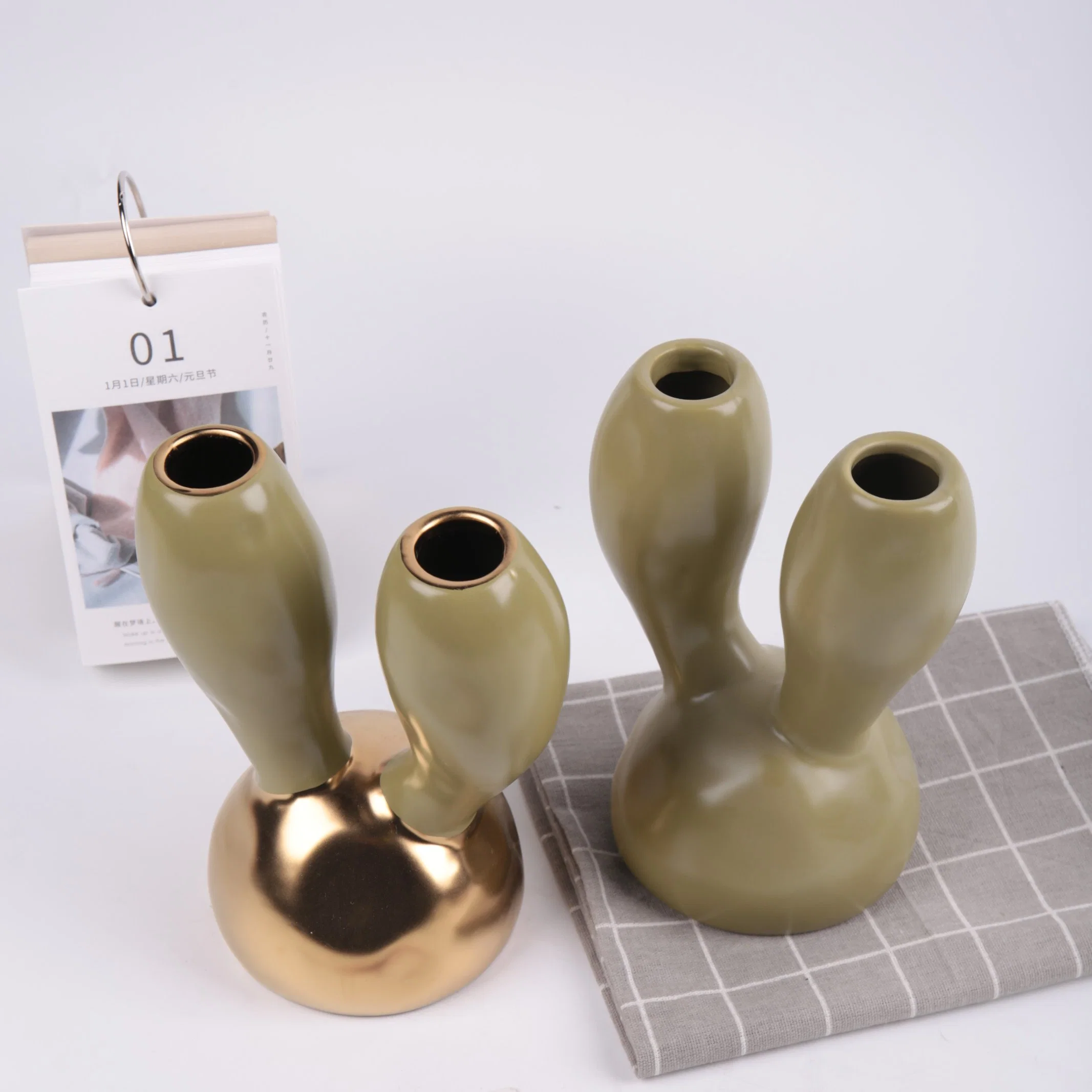 Wholesale/Supplier Home Restaurant Candle Stand Ceramic Green Matte Candle Holders