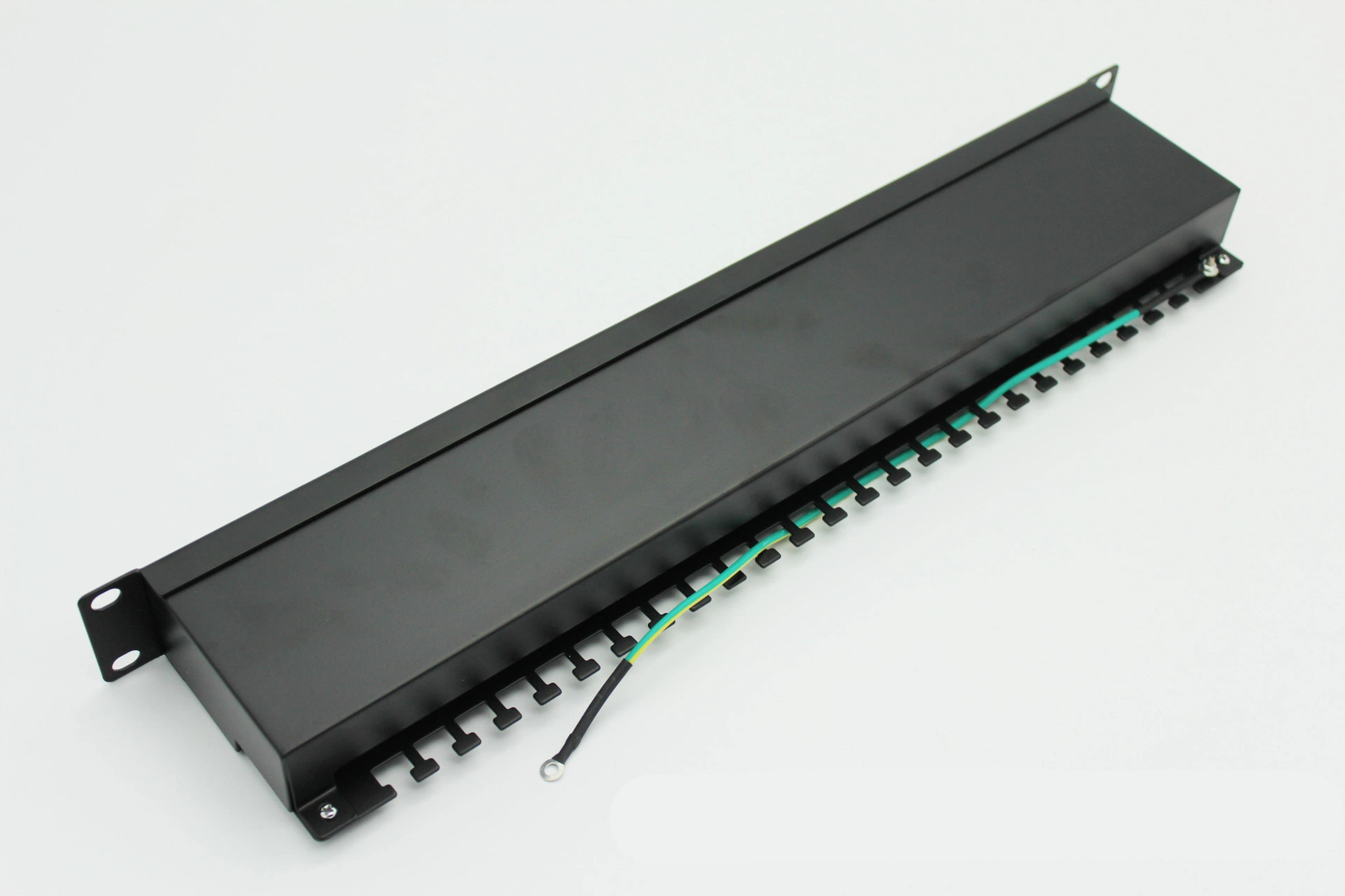 Cat5e FTP Shielded 24 Port Patch Panel Drawer Type