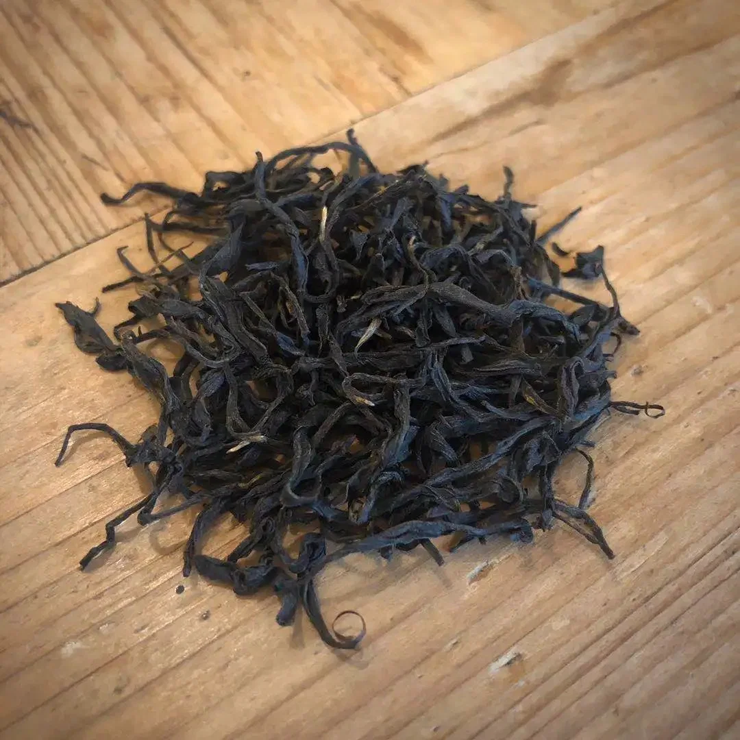 Lapsang Souchong The First Grade High Mountain Black Tea with Good and Fragant Taste