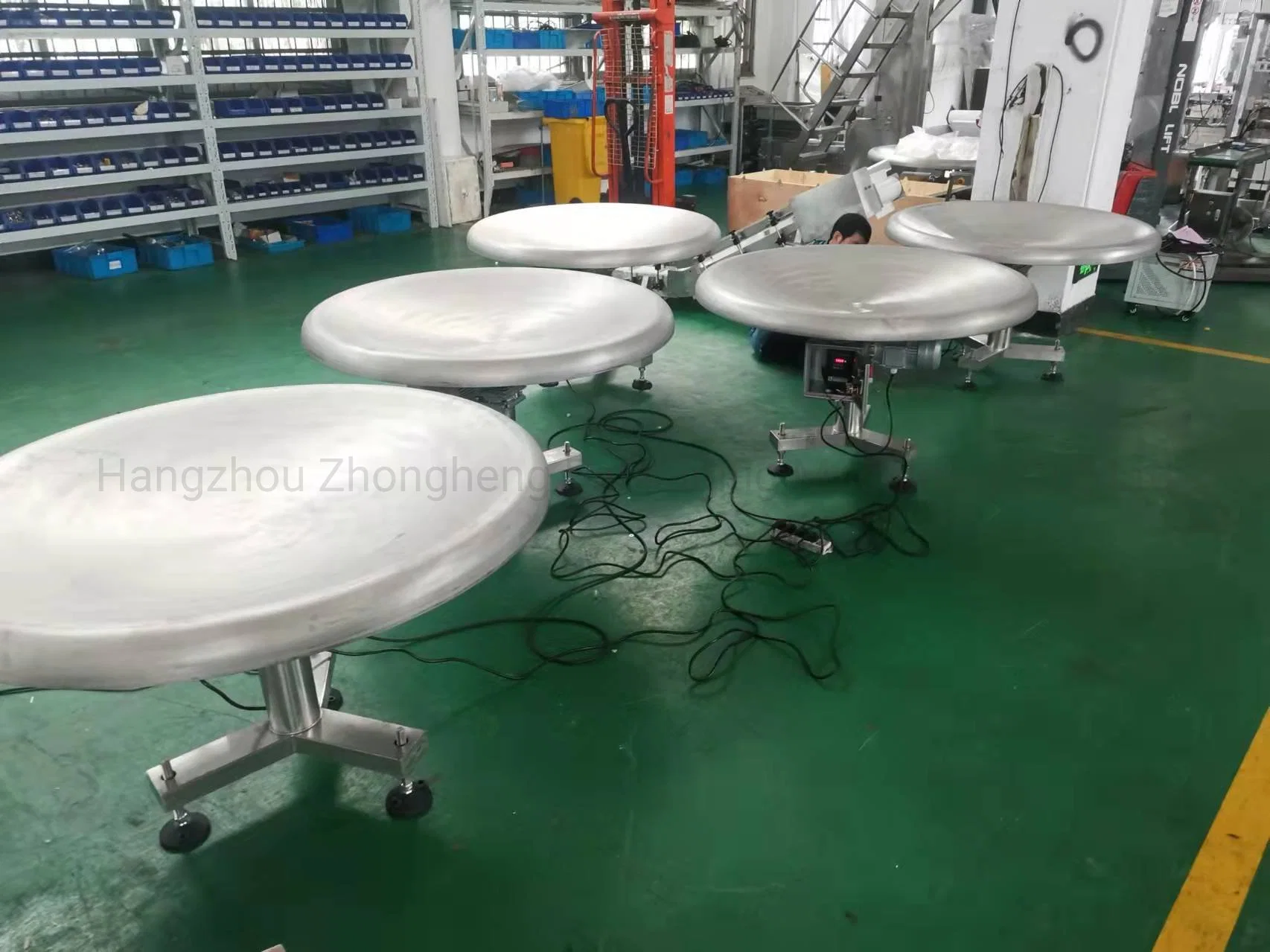 Concave and Flat Surface Rotary Collecting Table Machine for Finished Products Accumulation