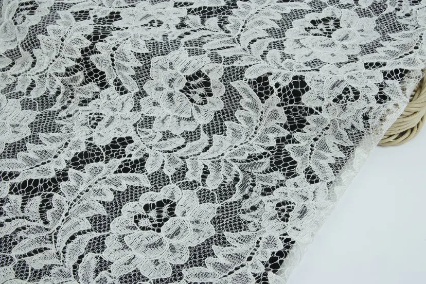 Nylon Polyester Lace Fabric White Rose Pattern Garment Fabric