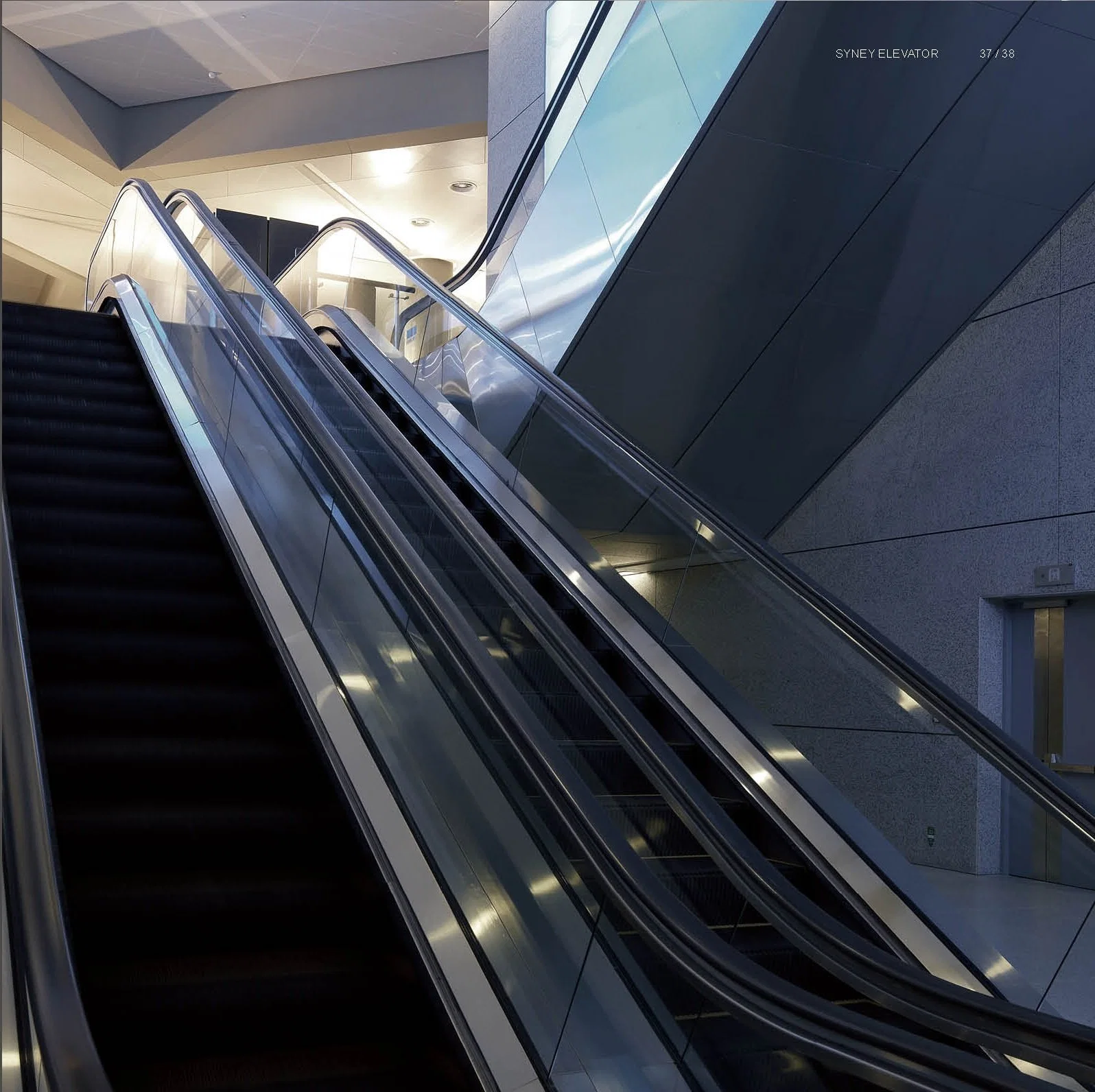 600mm Width Narrow Light Escalators for Shopping Mall (XNFT-014)