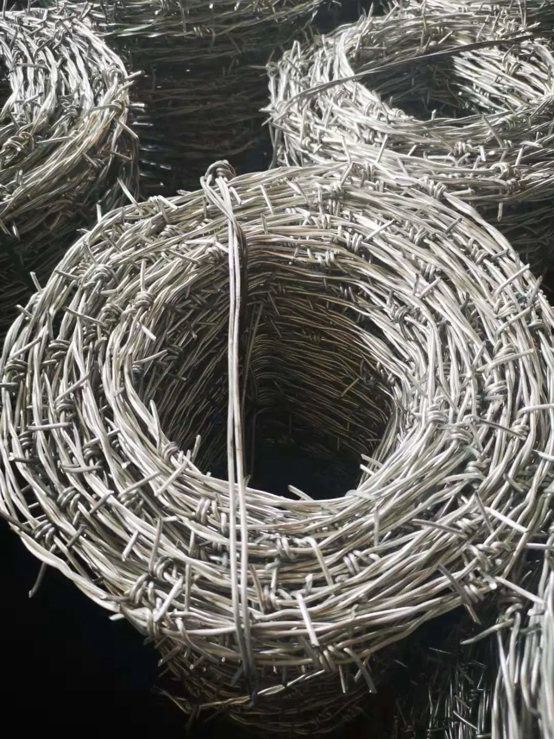 Turnbuckle Barbed Wire/Galvanized Barbed Wire Price 500 Meters /Hot Dipped Galvanized Barbed Wire