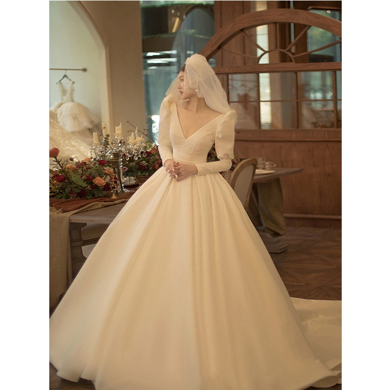 Yc118 2023 Temperament French Bridal Wedding Dress Satin Long Tail Dress