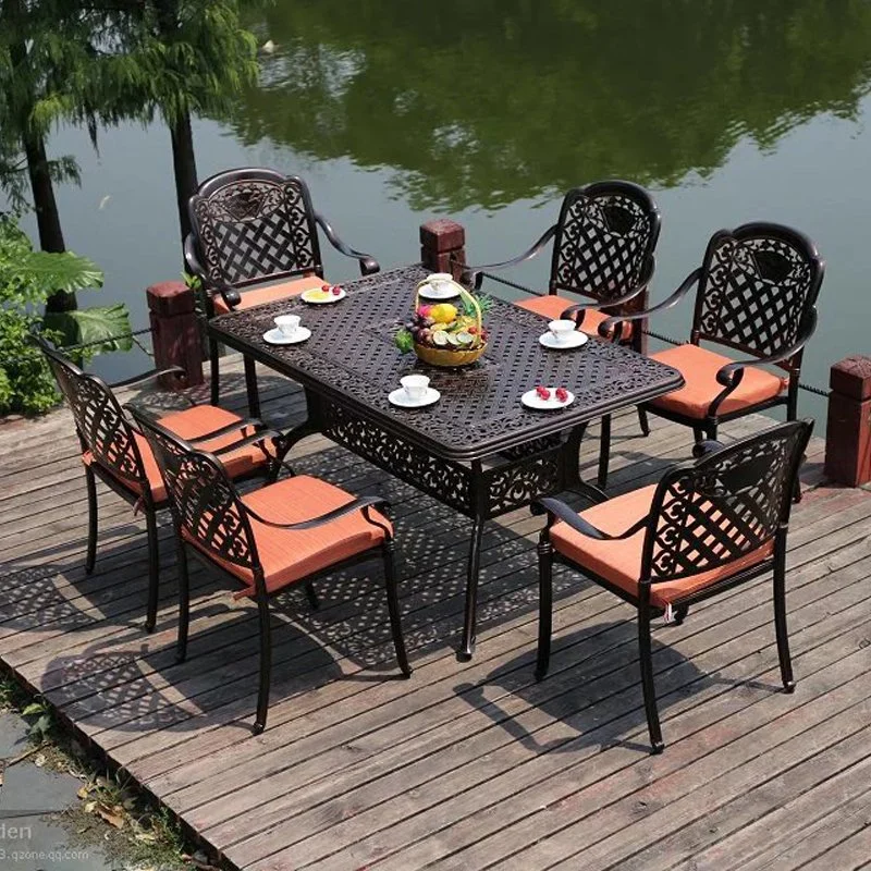 Durable Aluminum Big Dining 4 Chairs and 1 Table Bistro Sets Matt Black Cast Iron Decorative Outdoor Garden Bistro Furniture