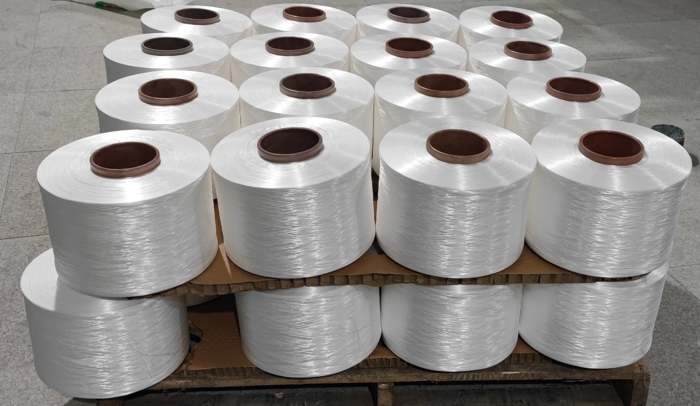 China Pas Cher 900D 100 % Thread multifilament de polypropylène tissé de fils de PP