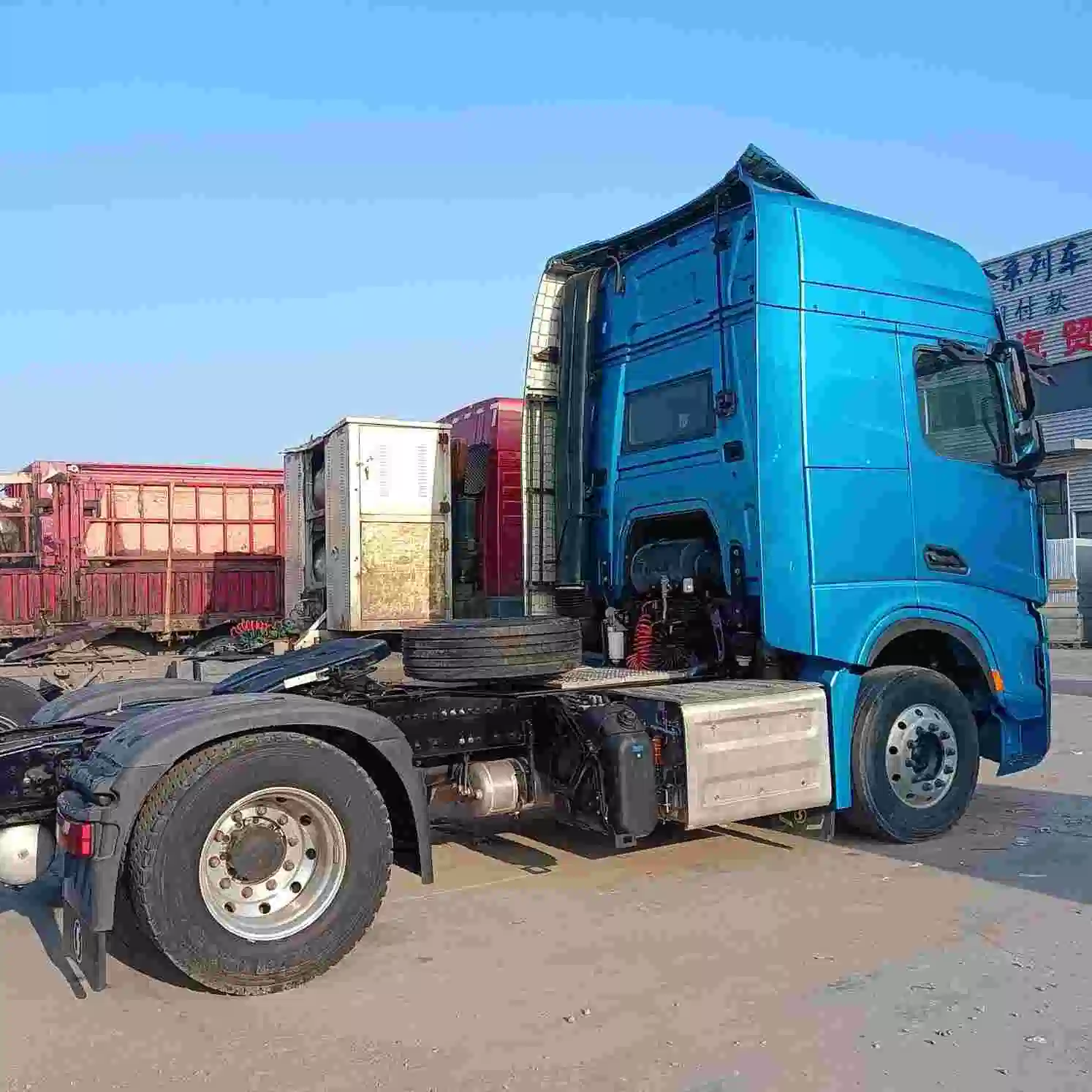 Chinese Brand Shacman Truck Tractor 4X2 X3000 Tractor Trailer Truck Good Quality Chinese Tractor for Sale