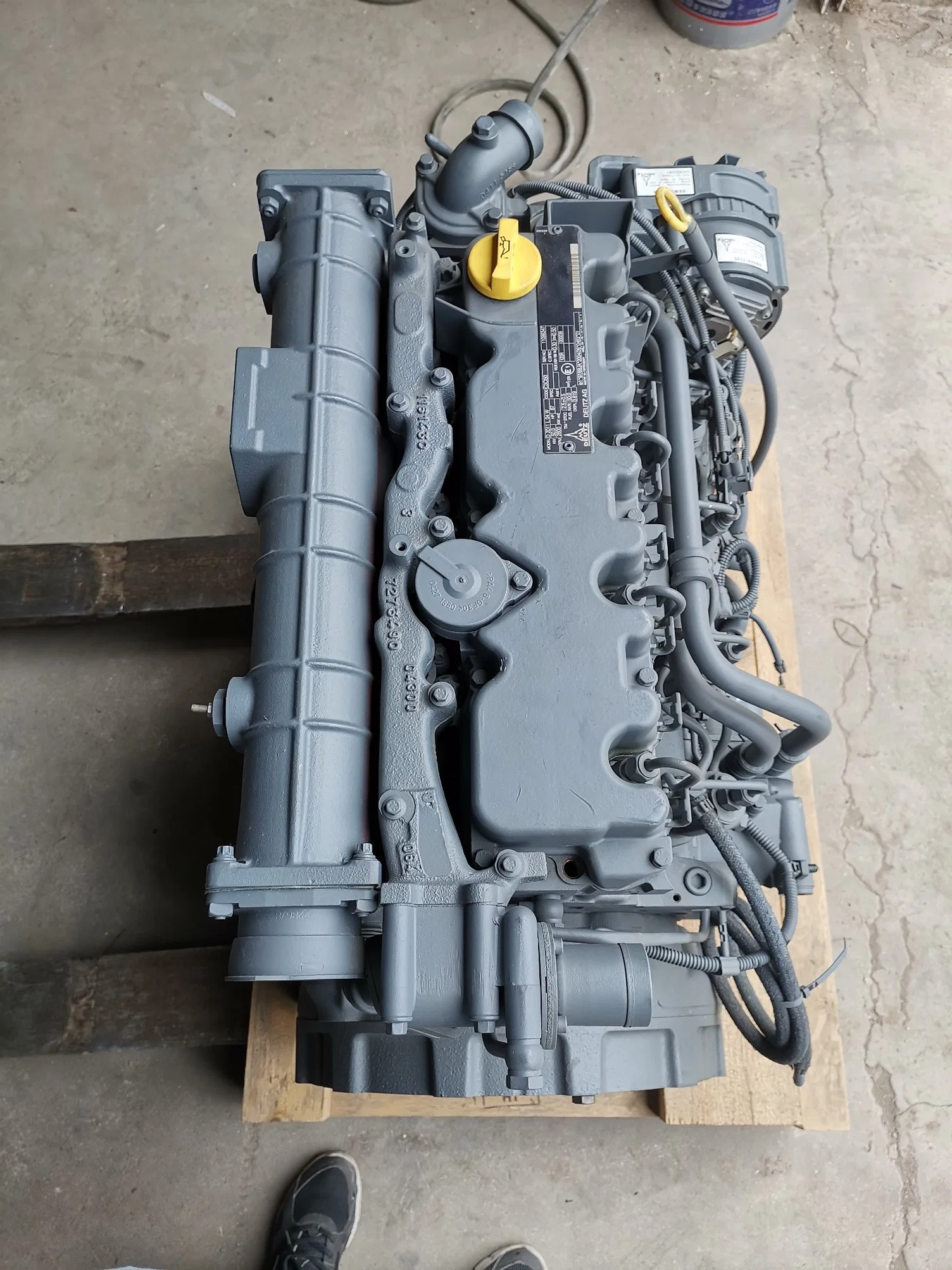 2600 Rpm 50 Kw Deutz Water Cooling Diesel Engine D2011L4w