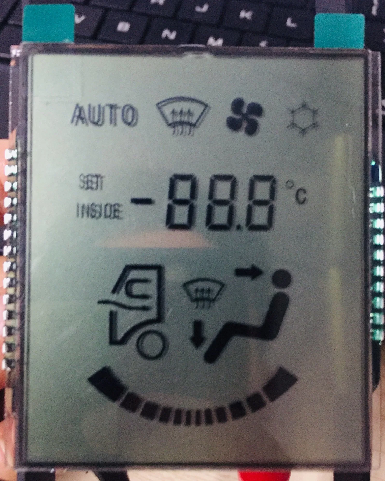 شاشة عرض LCD ذات 7 مقاطع لنظام تكييف الهواء في السيارة