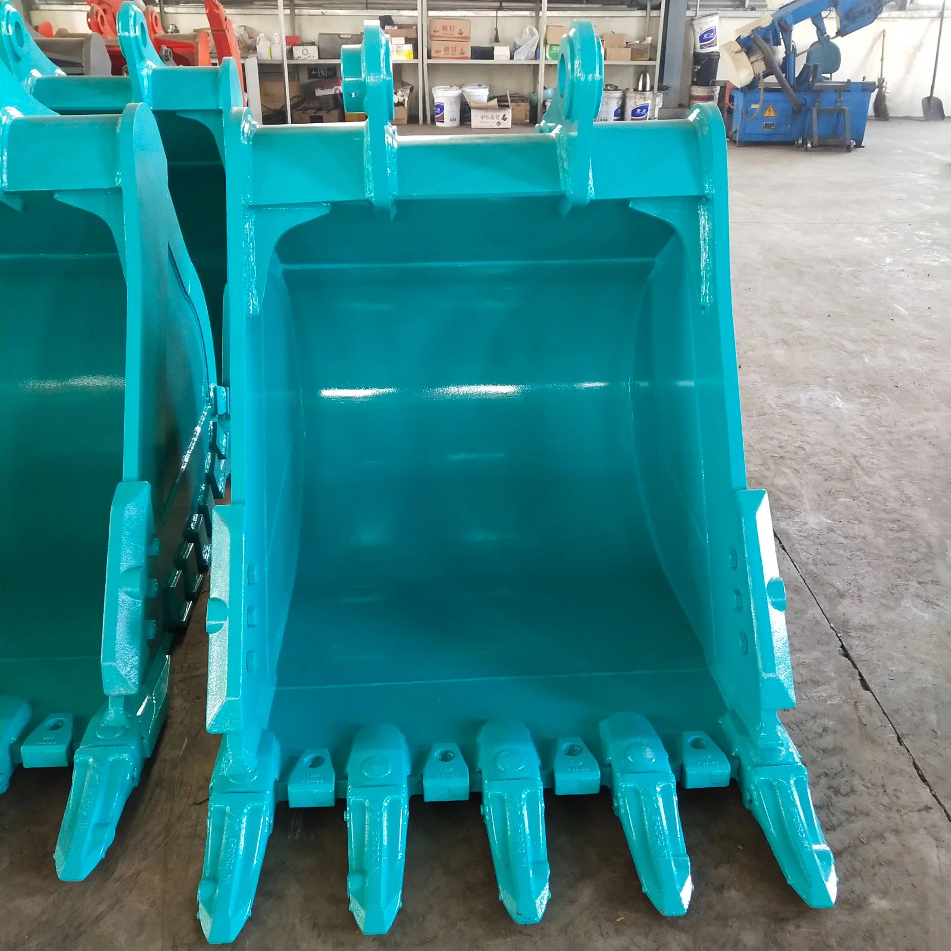 PC200 Excavator Bucket Excavator Skeleton Bucket/Rock Bucket for PC210, PC230, PC240, PC260, PC270, PC280