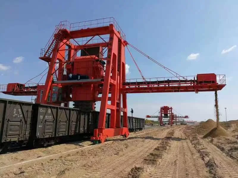 Railroad Car Bulk Cargo Handling Equipment Chain Bucket Unloader