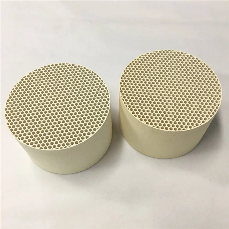 Strong Structural Stability and Narrow Pore Size Distribution High Temperature Resistant Honeycomb Ceramic Catalyst Carrier