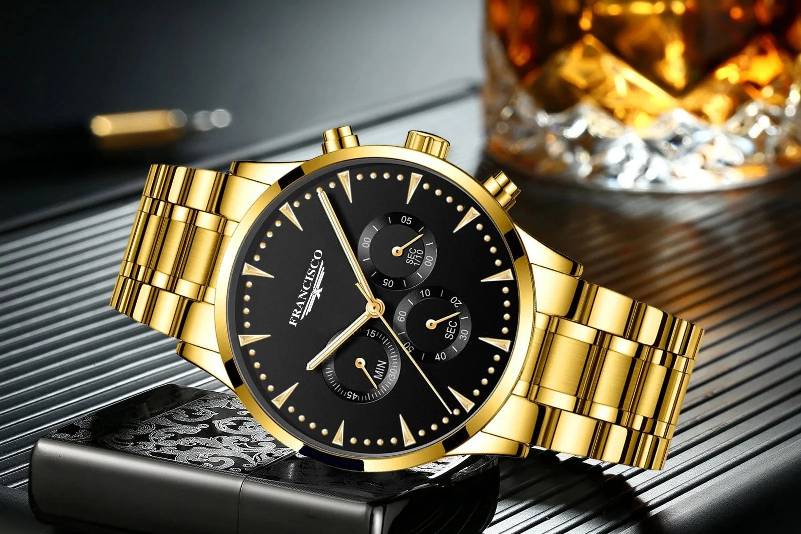 Nueva llegada de acero inoxidable Oro Qaurtz Chronograph Men' S reloj de pulsera