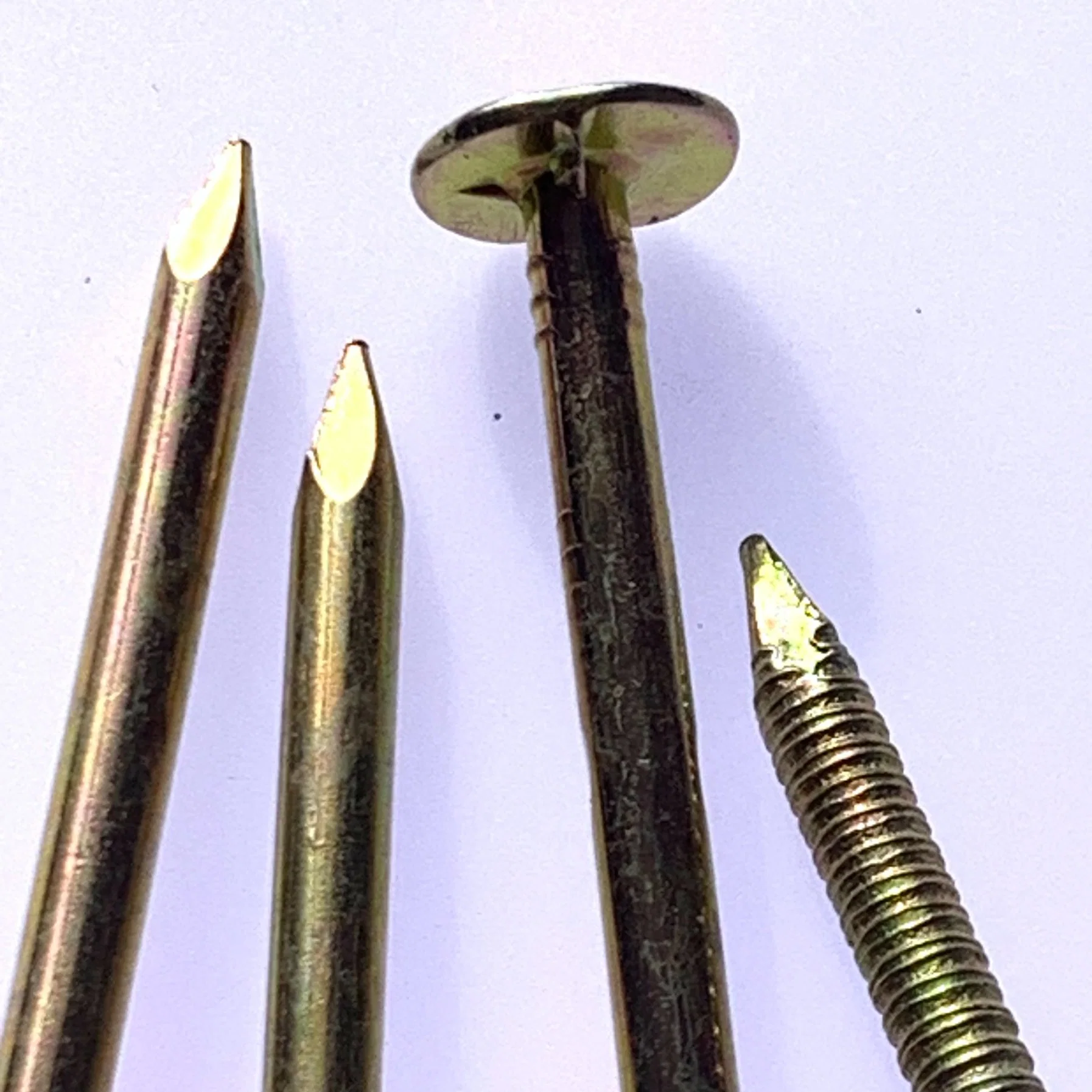 Free Samples15-Degree Round Head Wire Weld Collated Smooth Shank Electro Galvanized Coil Roofing Nails