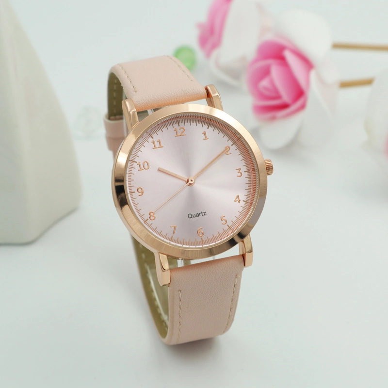 Montres mode tendance pour femmes, nouvelles montres créatives colorées