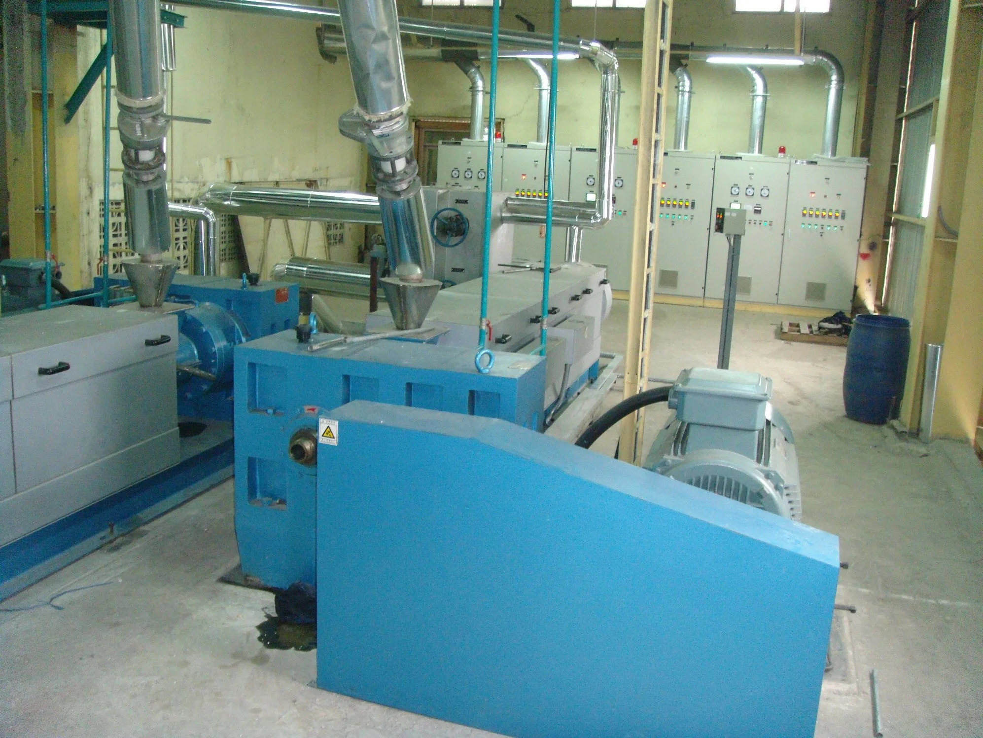 Spinning and Winding Machine for Pet Yarn