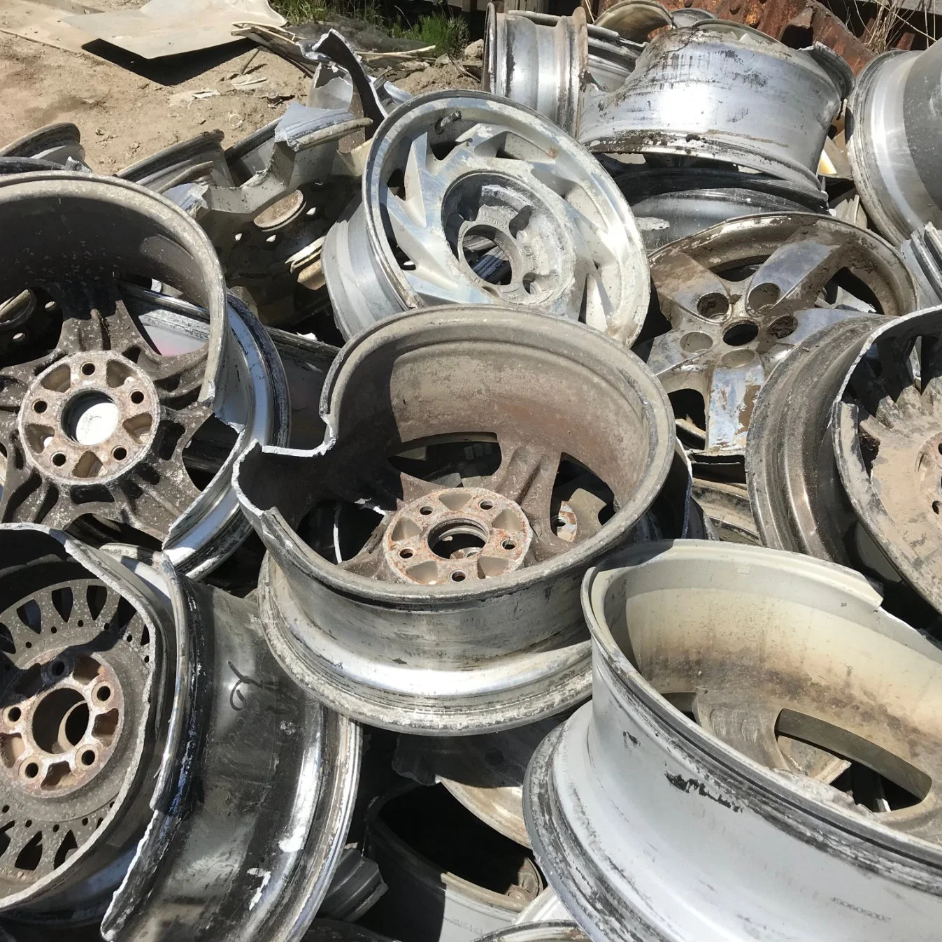 High Purity of Fine Products/Quality Aluminum Alloy Scrap/Waste Wheel Hub /