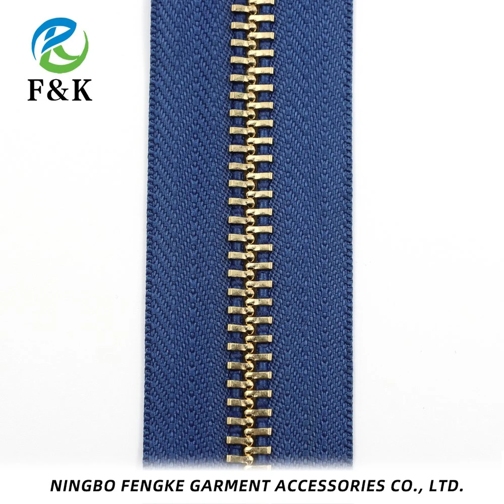 Garment Customized High quality/High cost performance  Durable Spot Supply Factory Outlet Clothing Accessories Metal Zipper Jacket Zipper Jeans Zip Zipper Slider Waterproof Zipper