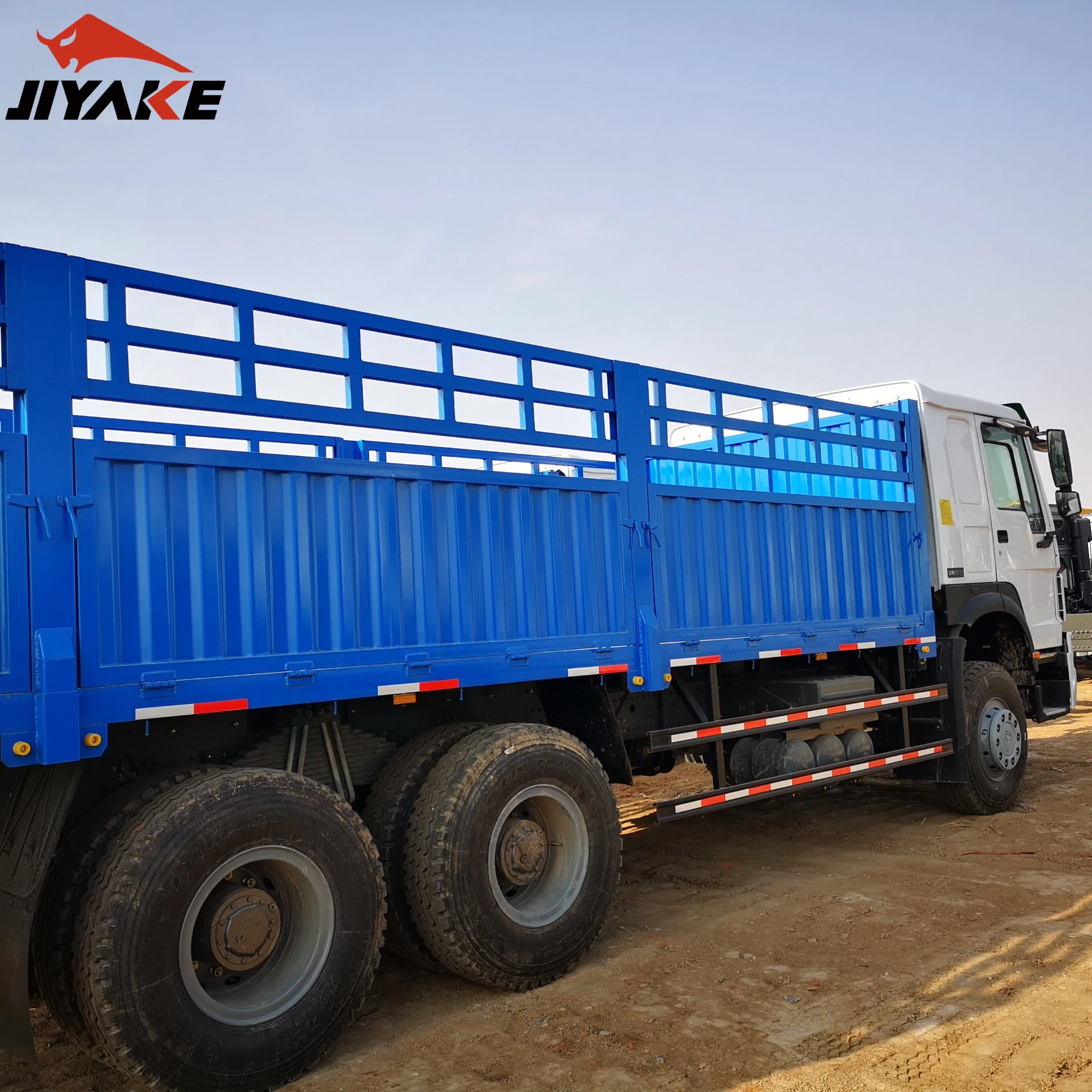 Sinotruck HOWO Personalizado 120 metros cúbicos de camiones de remolque tándem de gran capacidad de 70 toneladas de carga general Camion camión con remolque lleno de Etiopía