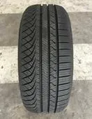 HD677 Best Studded Winter Tyres 205/55r16