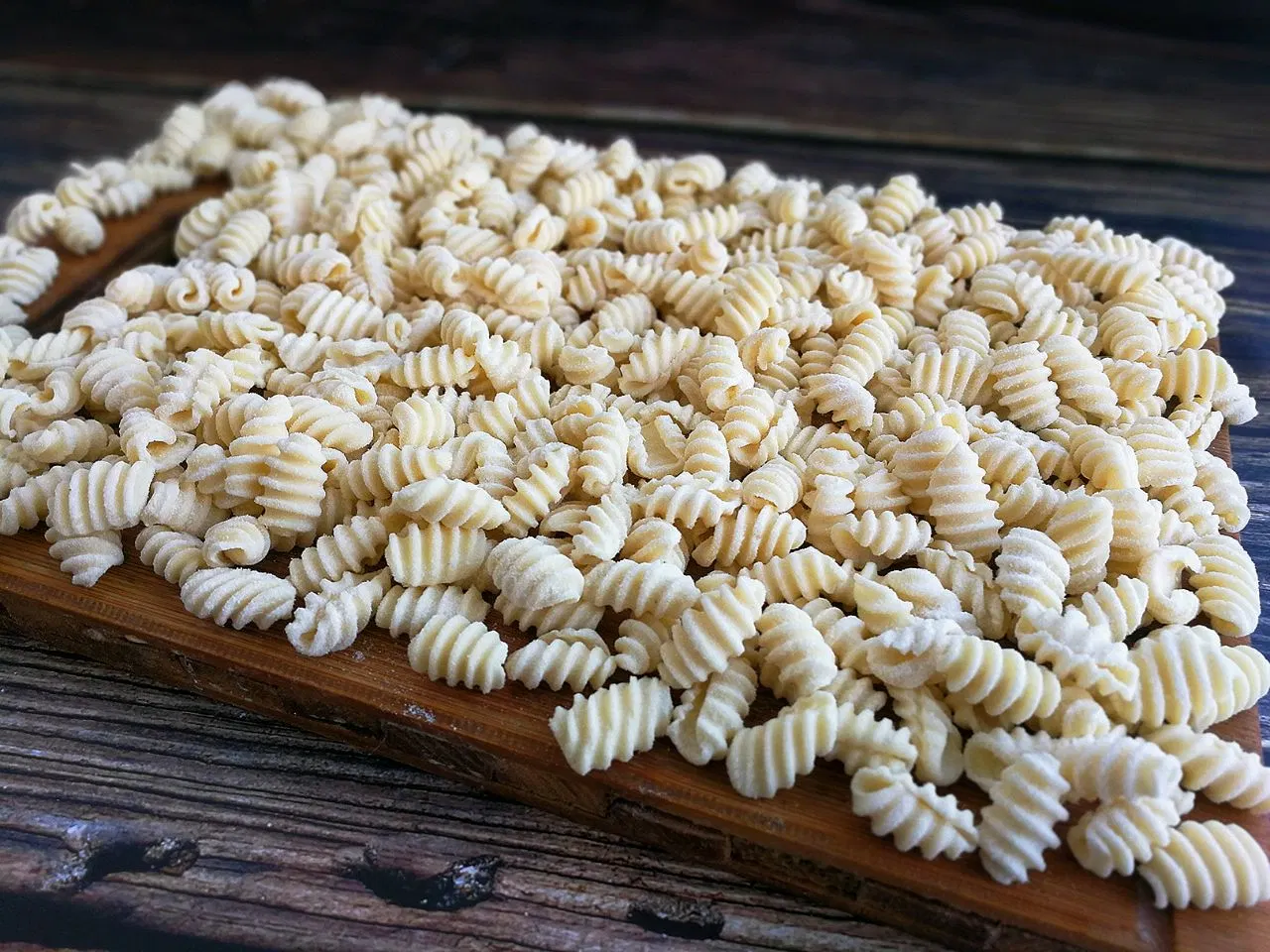 Codo instantáneo Bolsa macarrones 200g 500g Pasta Fusilli Ready-Eat rápido de fideos cocinar cena saludable alimentos saludables