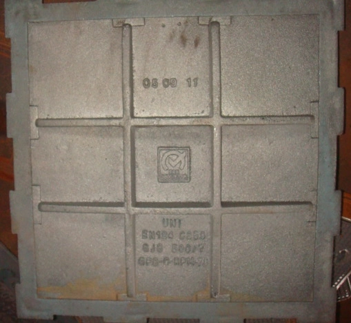 Recessed Cast Iron Manhole Cover