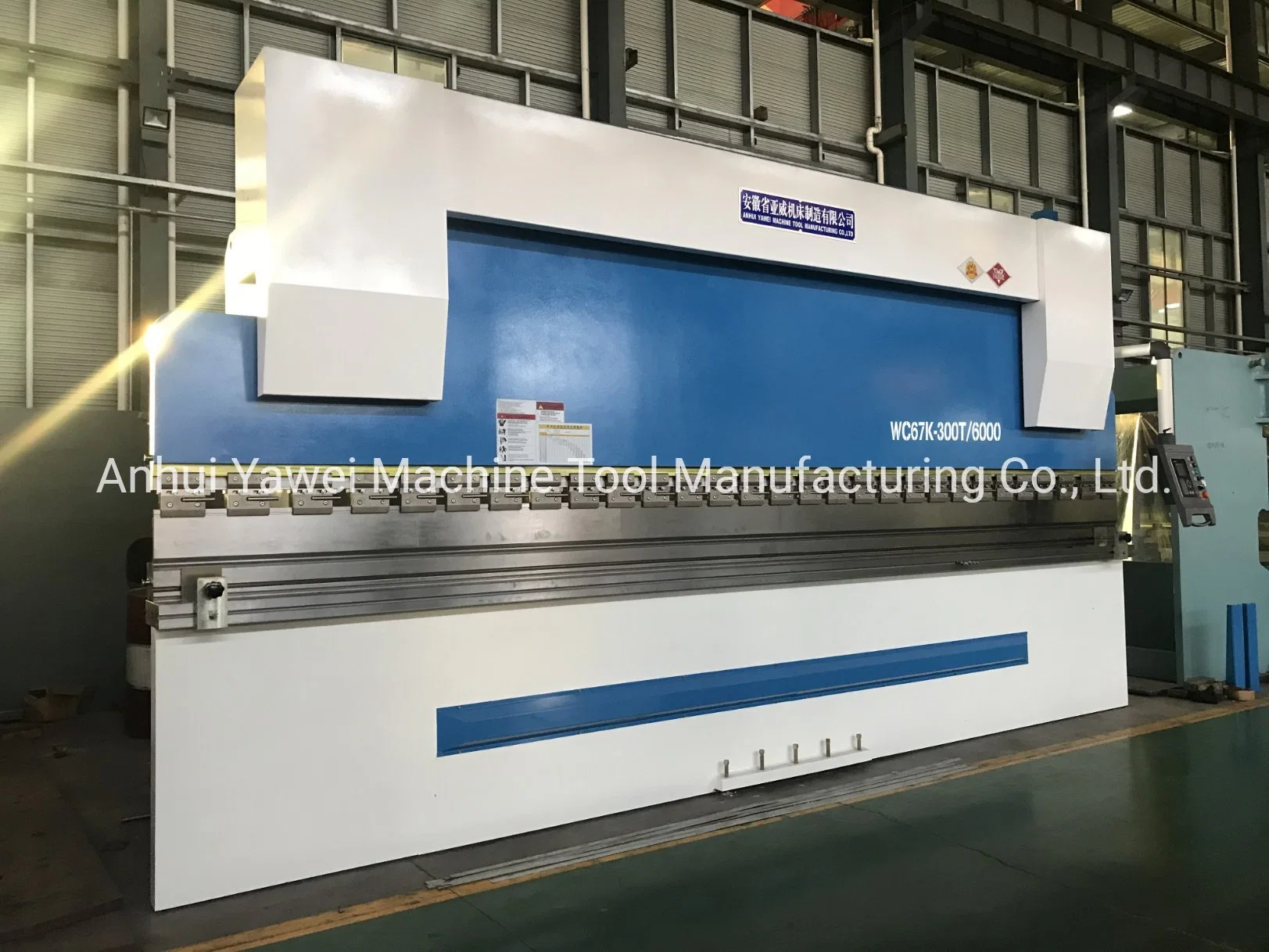 300t 6000mm Hydraulic Torsion Bar CNC Press Brake with Delem Da41 Control System