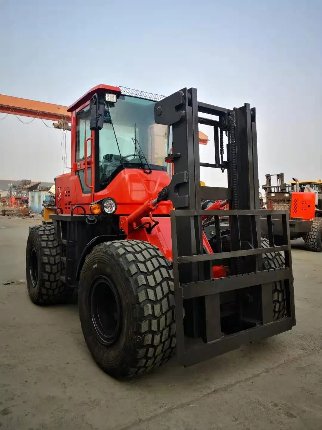 Manual Construction Equipment Sale Reach Brand All Terrain Forks for Made in China 4WD Hydraulic Manual Diesel Forklift Price