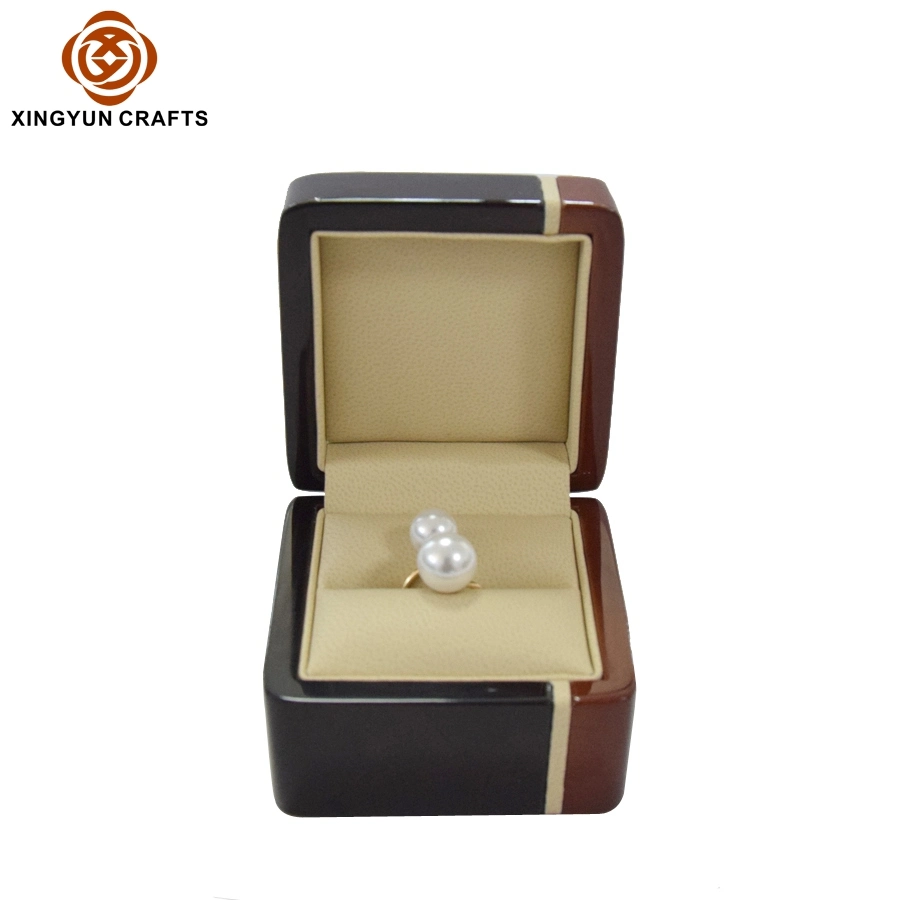 Luxury Wooden Craft Gifts Jewelry Case Customized Wooden Single Ring Packing Box Jewel Package Box