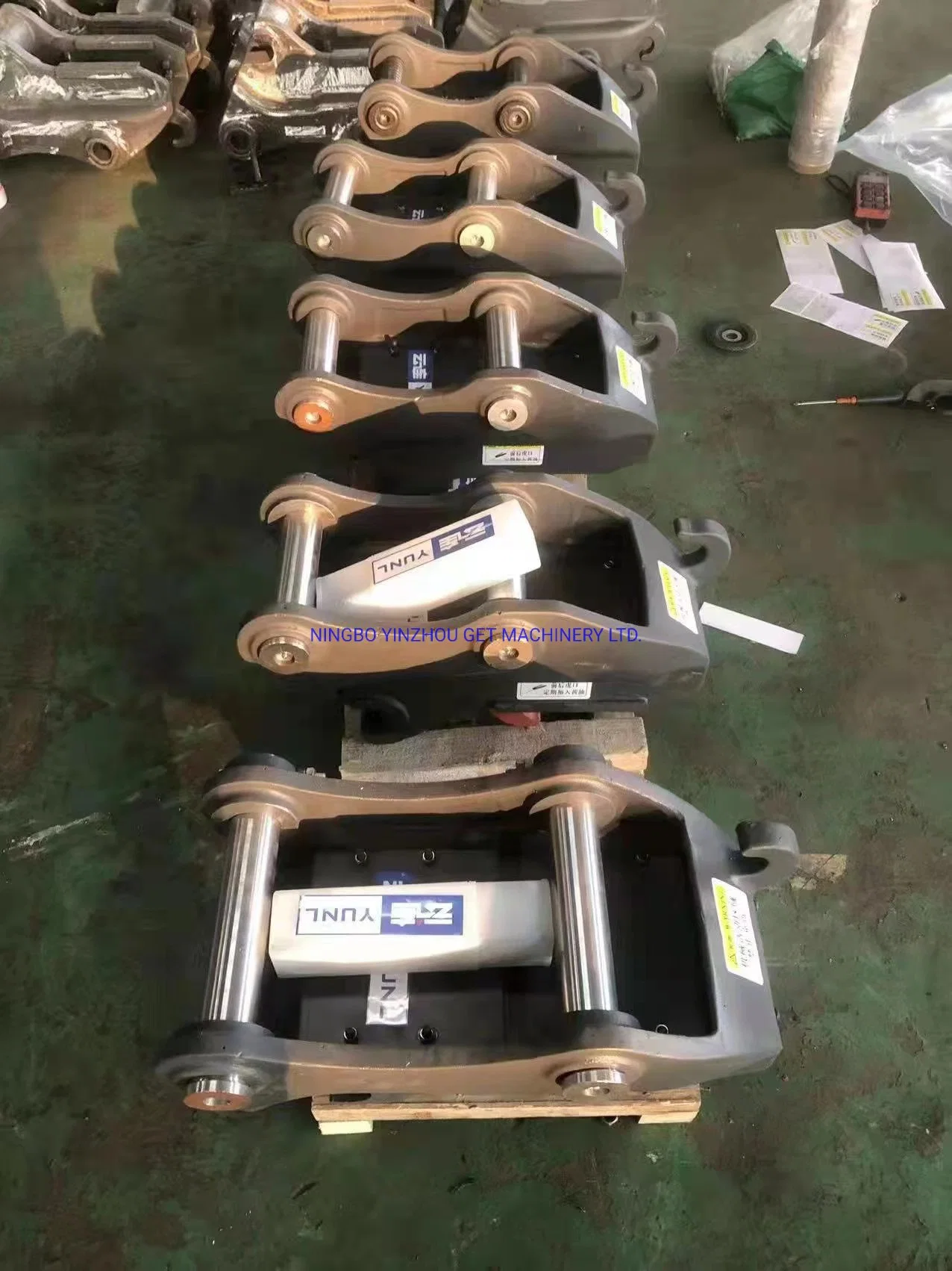 High Quality Hydraulic Quick Coupler Excavator Parts Excavator Attachments 6tons 9tons 15tons 20tons 30tons 40tons