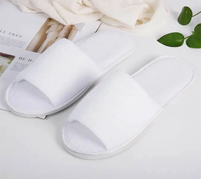 Custom SPA Guest Comfortable White Open Toe Four Season Bathroom Soft Slippers for Hotel Disposable Disposable Slippers Hotel Room Disposable Slippers