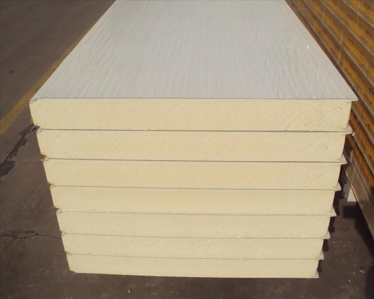 Tongue and Groove Type Factory Price Construction Building Material Insulated 50mm/75mm/80mm EPS Sandwich Panel